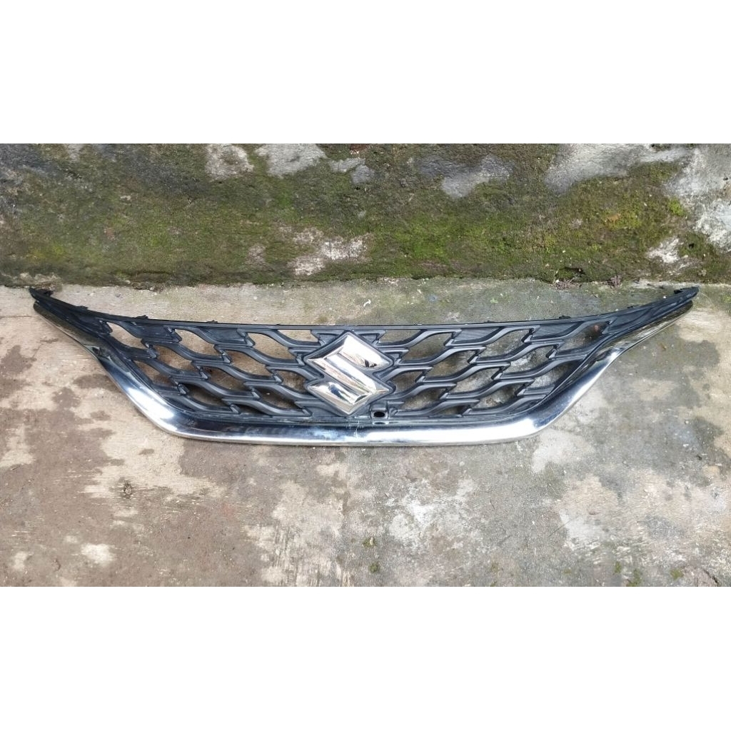 Jual grille grill depan suzuki new baleno tahun 2022 up ORIGINAL second ...