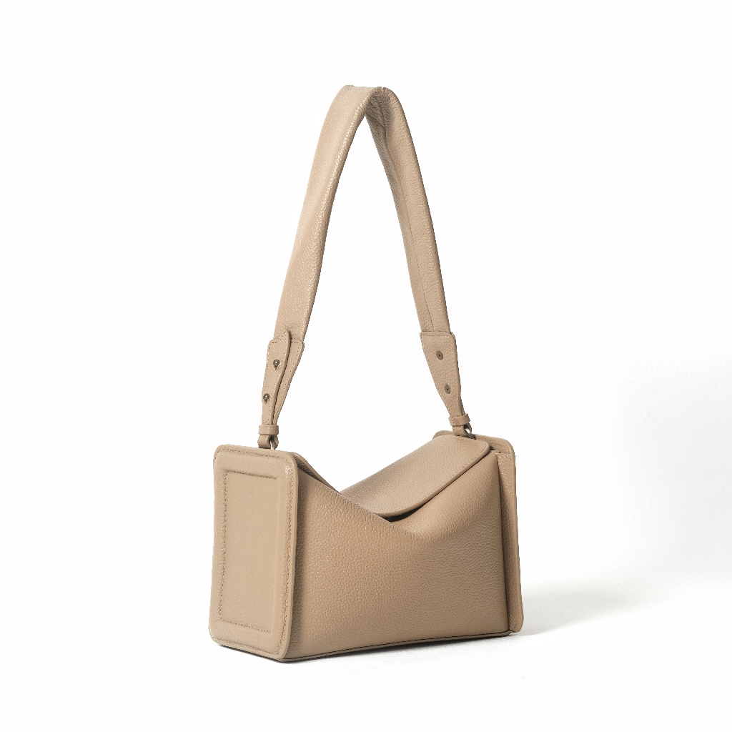 Jual MARLYN Square Bag . Genuine Leather. | Shopee Indonesia