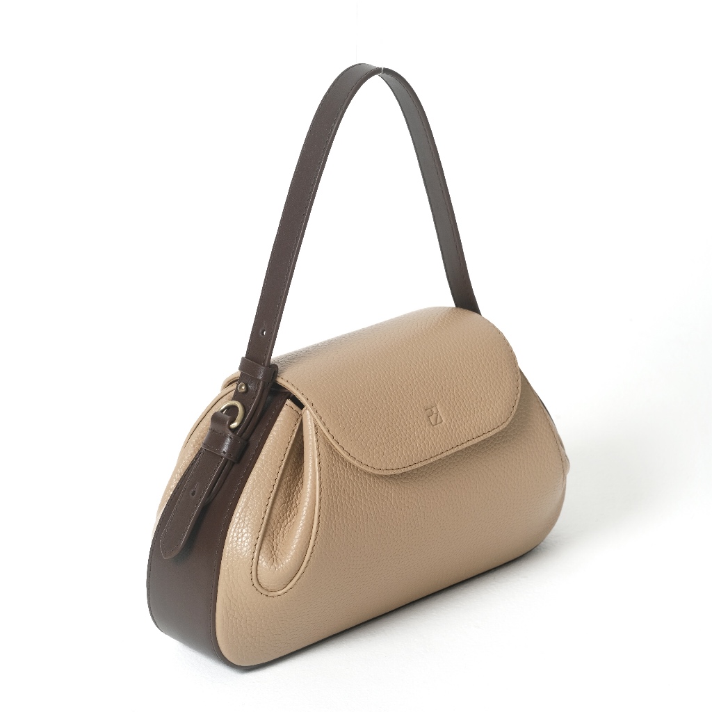 Jual LOIS Sling bag. Genuine leather. | Shopee Indonesia