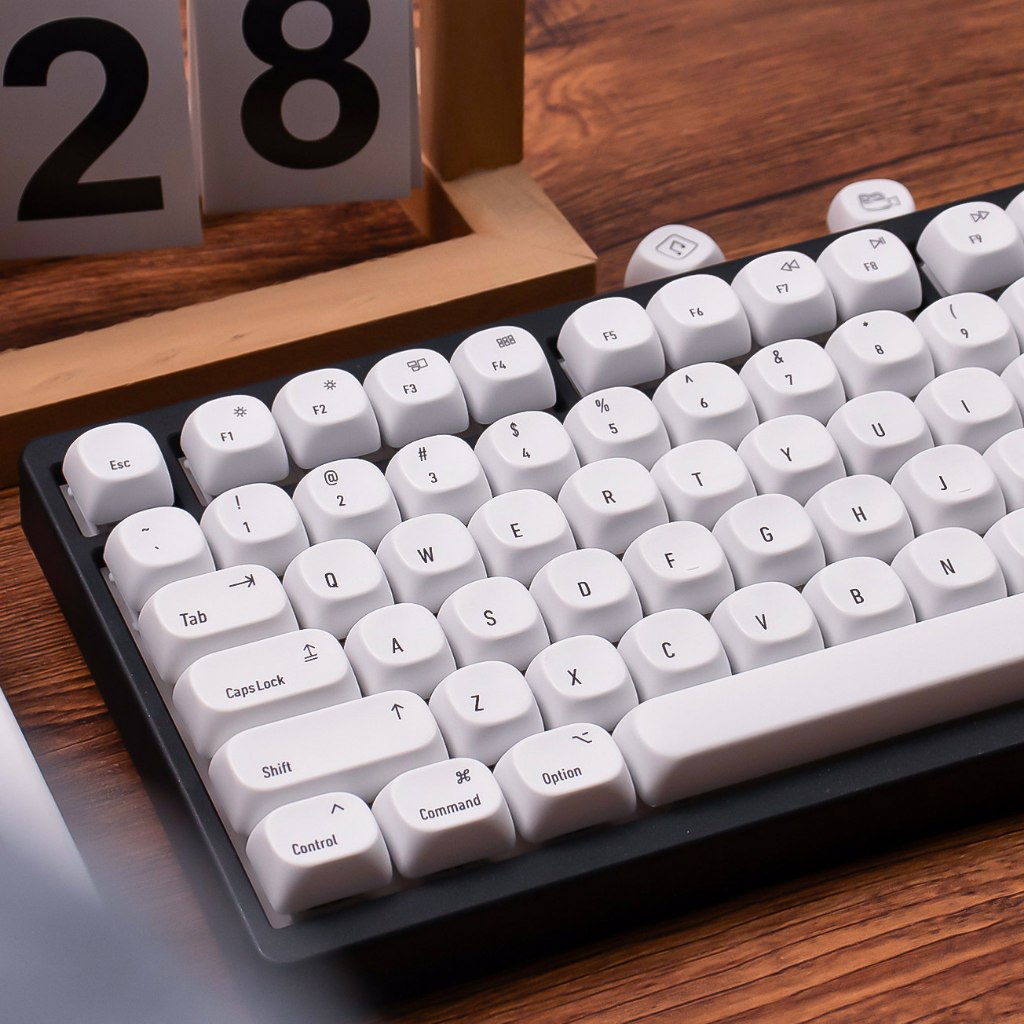 Jual Keycaps MOA PBT Dye Sub Black on White Mac Function | Shopee Indonesia