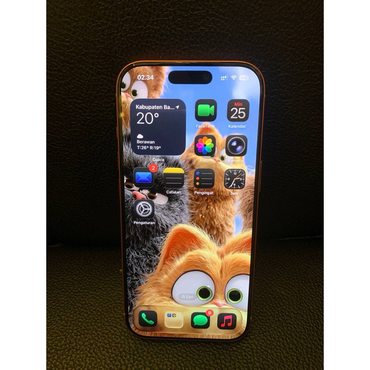 iphone 17 pro - cosmic orange resmi