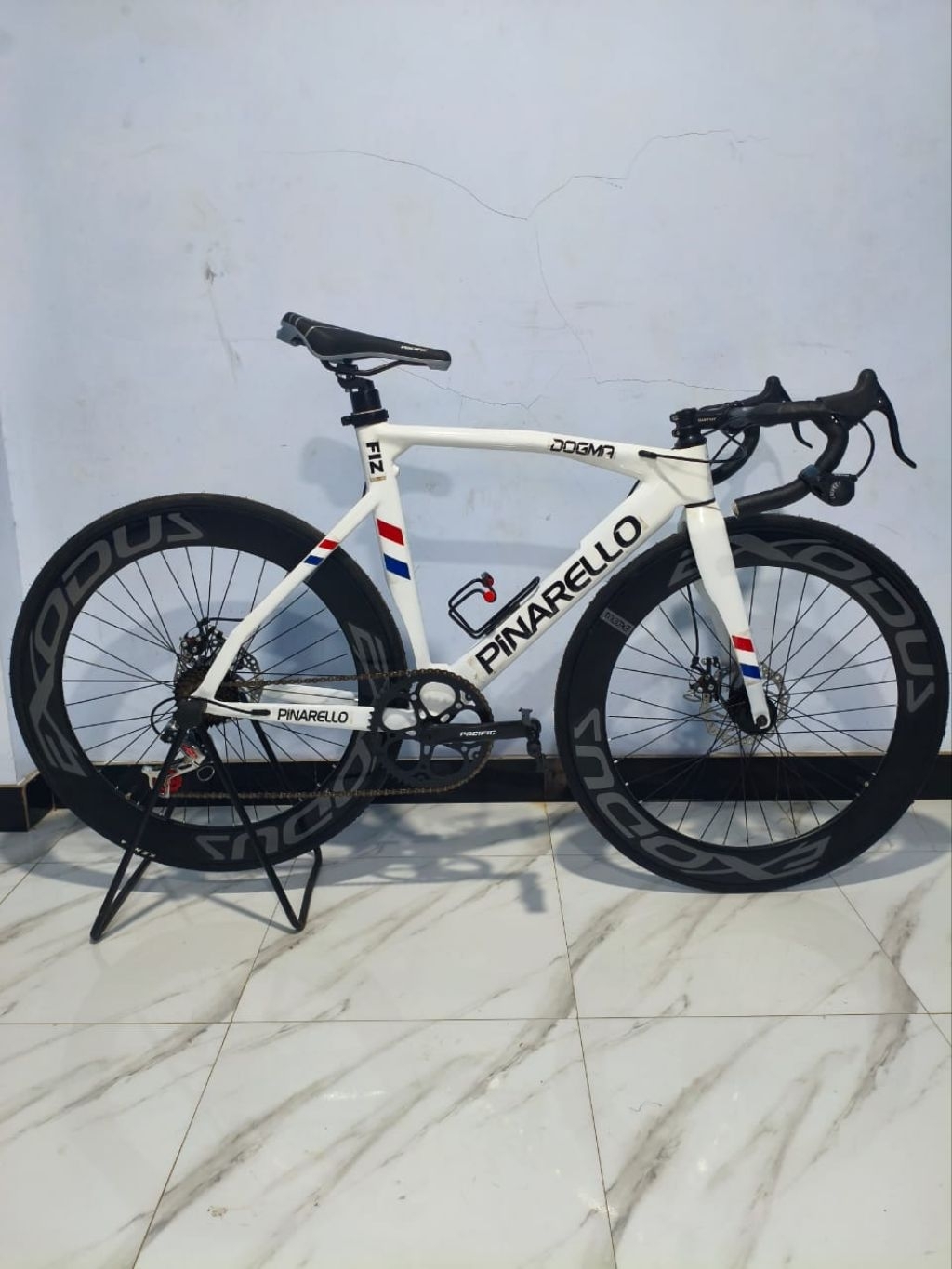 Jual Sepeda Balap / Roadbike 700c Rims 70mm Model Pinarello Custom ...