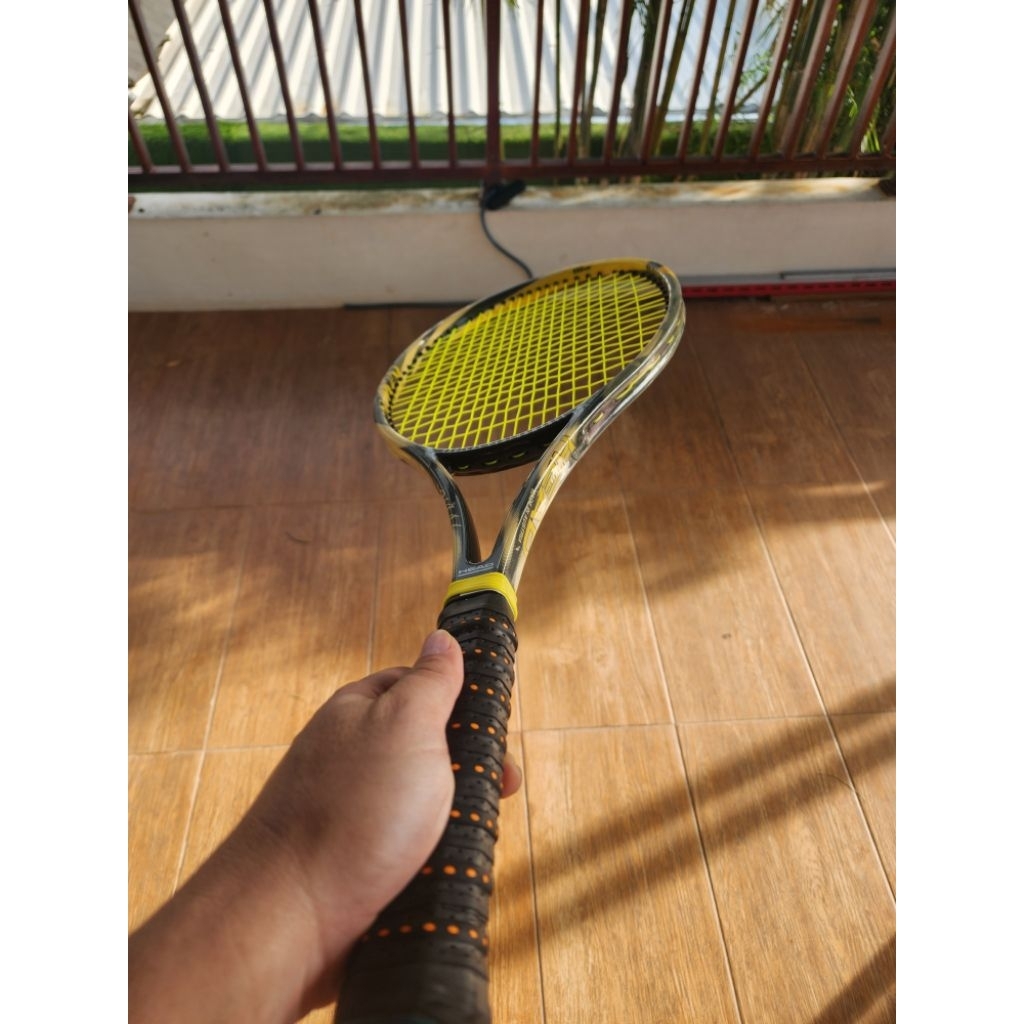 Gewinne einen HEAD Radical Special Edition von Andre Agassi zum 25-jährigen Jubiläum