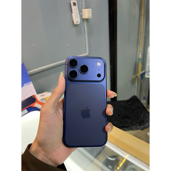 iphone 17 pro 1tb esim only