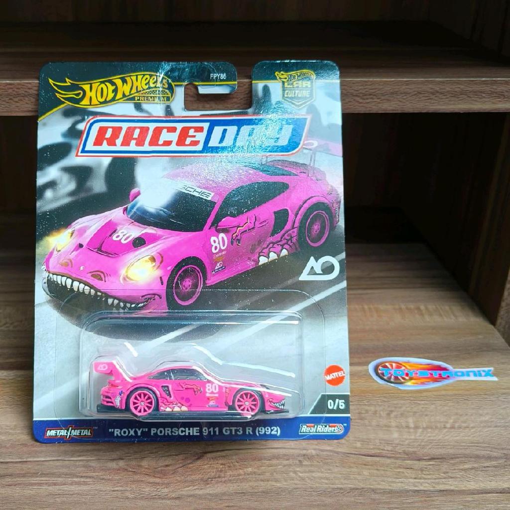 Jual Hot wheels chase roxy pink Porsche 911 car culture boulevard gt3 r ...