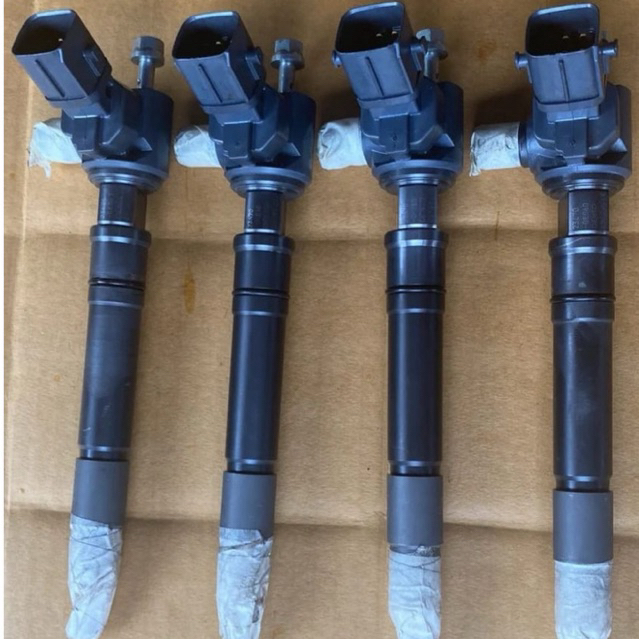 Jual injector nozzle toyota fortuner gr sport hilux rocco 2.8 cc 1GD ...