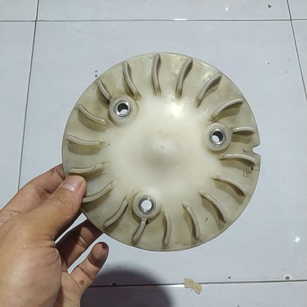 Jual kipas radiator/magnet magnit HONDA VARIO 125 LED OLD original K60 ...