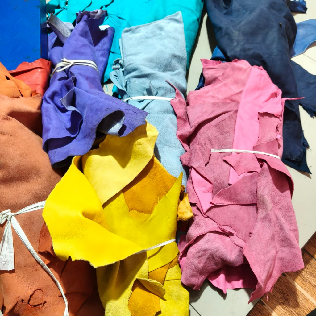 Jual Kulit Craft Warna Random – Bahan Kerajinan Tangan Premium (Soft ...
