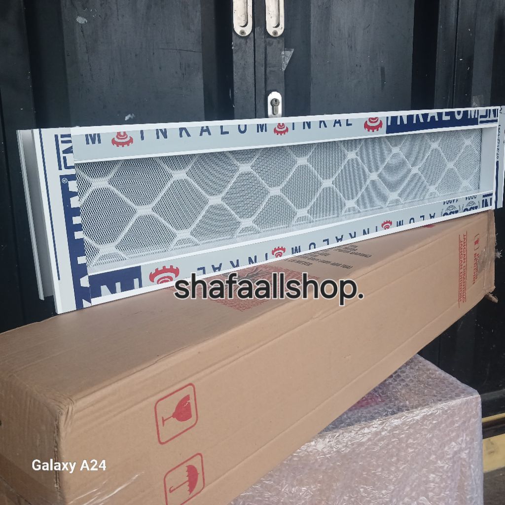 ventilasi tralis kasanyamuk boven udara jendela almunium series banyak ukuran 40x100.30x80.20x100 .20x80 30x120 dll