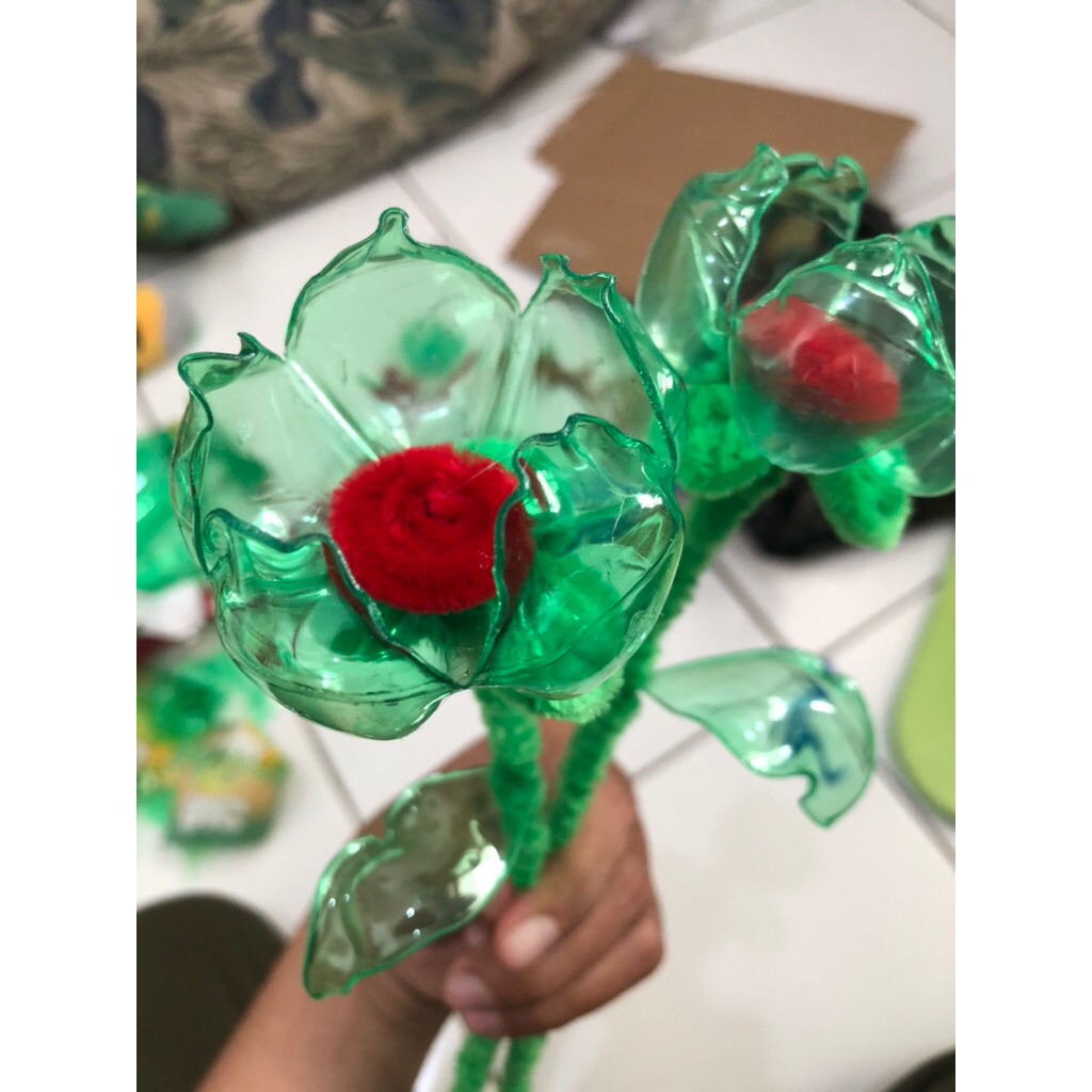 Jual Kreasi bunga dari botol bekas | Shopee Indonesia