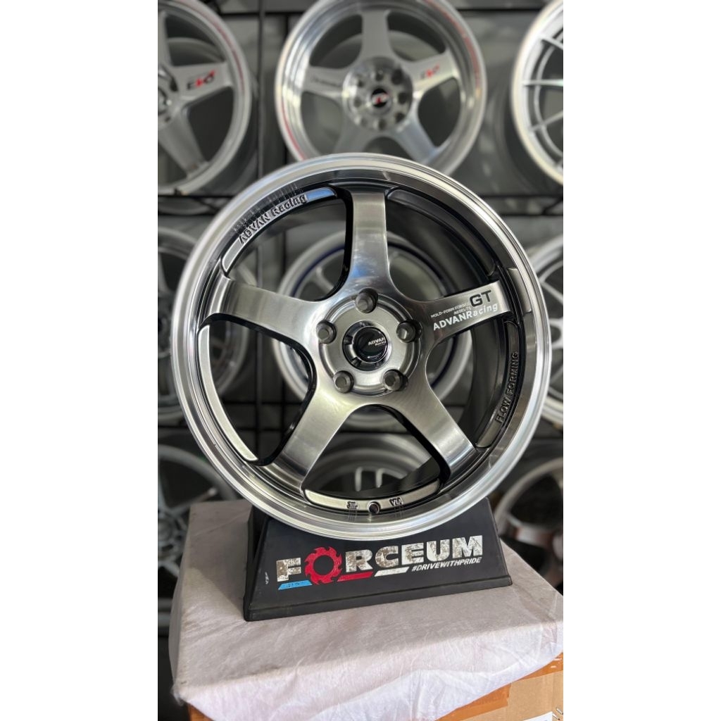 Jual velg advan gt r17 hyper black lip polish pcd 5x114 kondisi baru ...