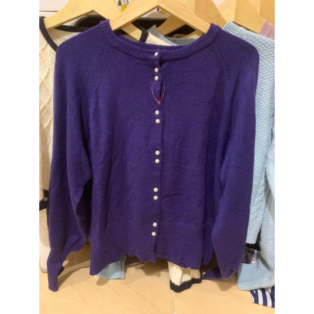 Jual Cardigan navy kancing mutiara (baca deskripsi) | Shopee Indonesia