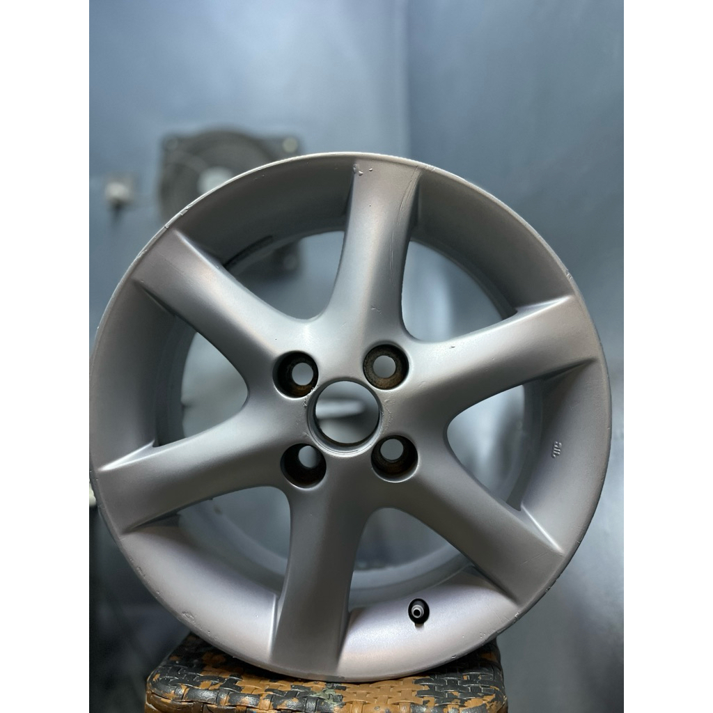 Jual VELG SATUAN Second OEM TOYOTA ALTIS R15 4x100. (21) | Shopee Indonesia