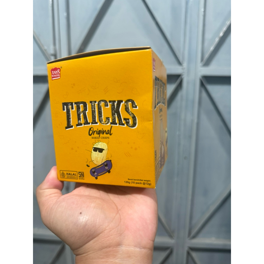 Jual TRICKS Biscuit Kentang box isi 10 Potato baked chip crisps HALAL ...