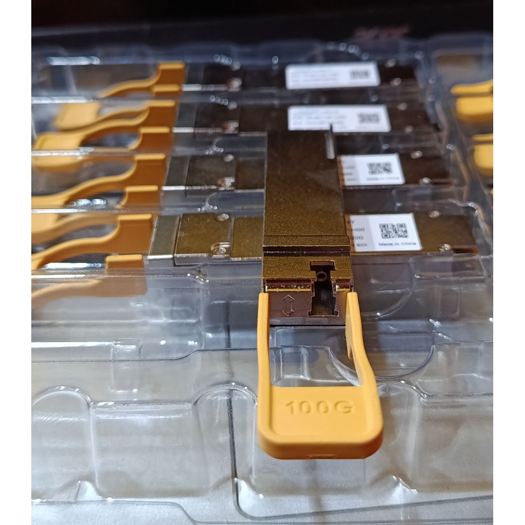 Jual BIDI QSFP28 100G CWDM4 2KM SMF LC SINGLECORE INNOLIGHT COMPATIBLE ...