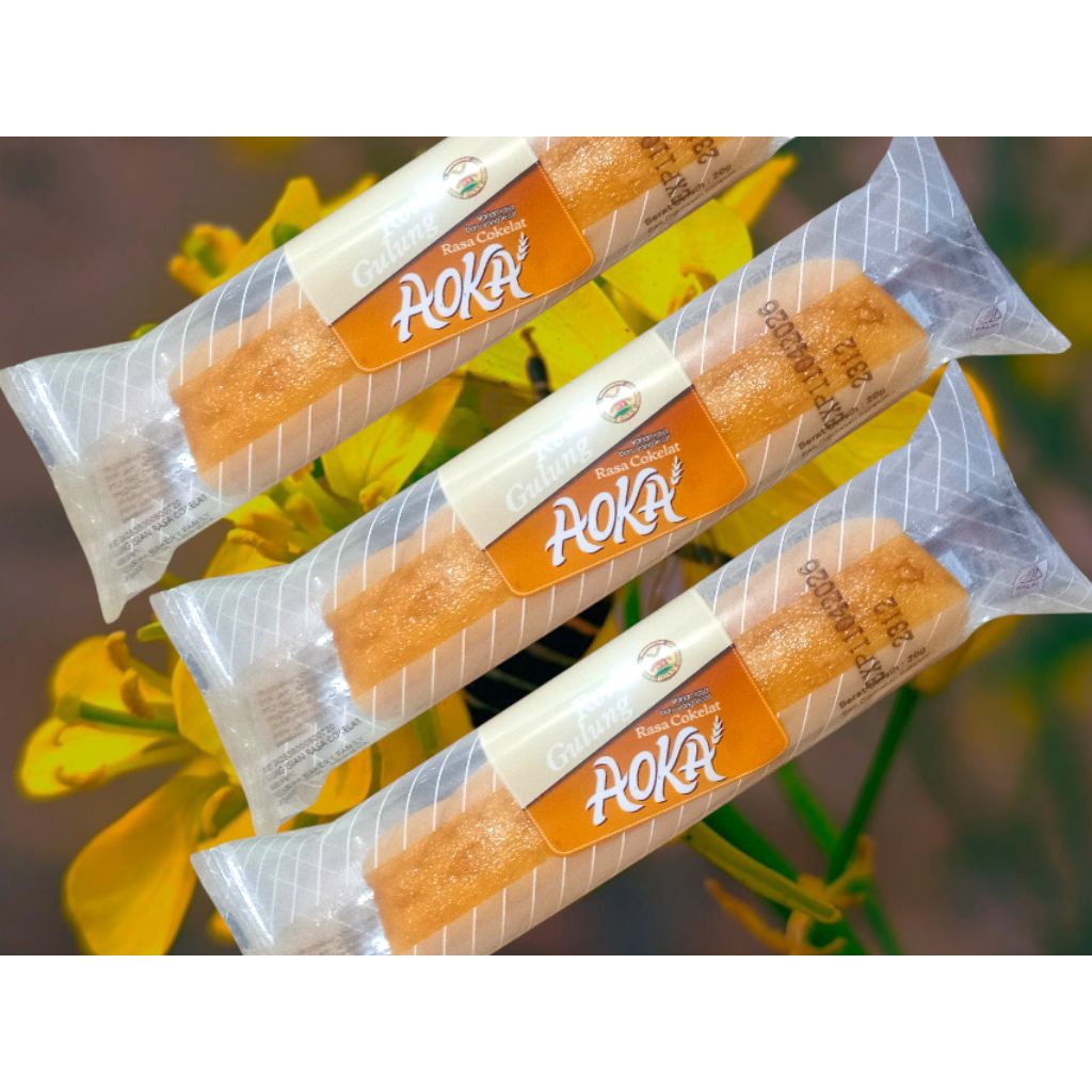 Jual Roti Gulung Rasa Coklat merk AOKA Lembut dan Lezat 1 bungkus 20 ...