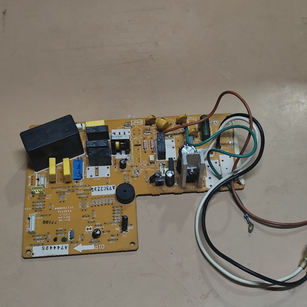 Jual MODUL PCB INDOR AC FLOOR STANDING PANASONIC ORIGINAL | Shopee ...