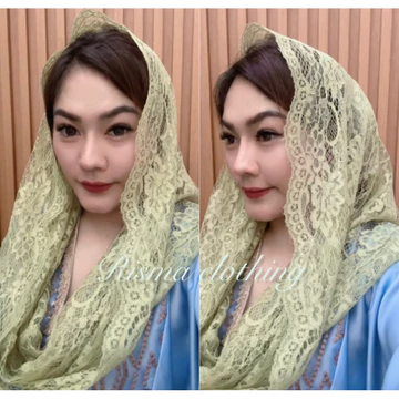Hijab Instan Brukat Ala Ibu Pejabat