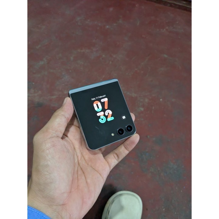 samsung z flip 5 256gb