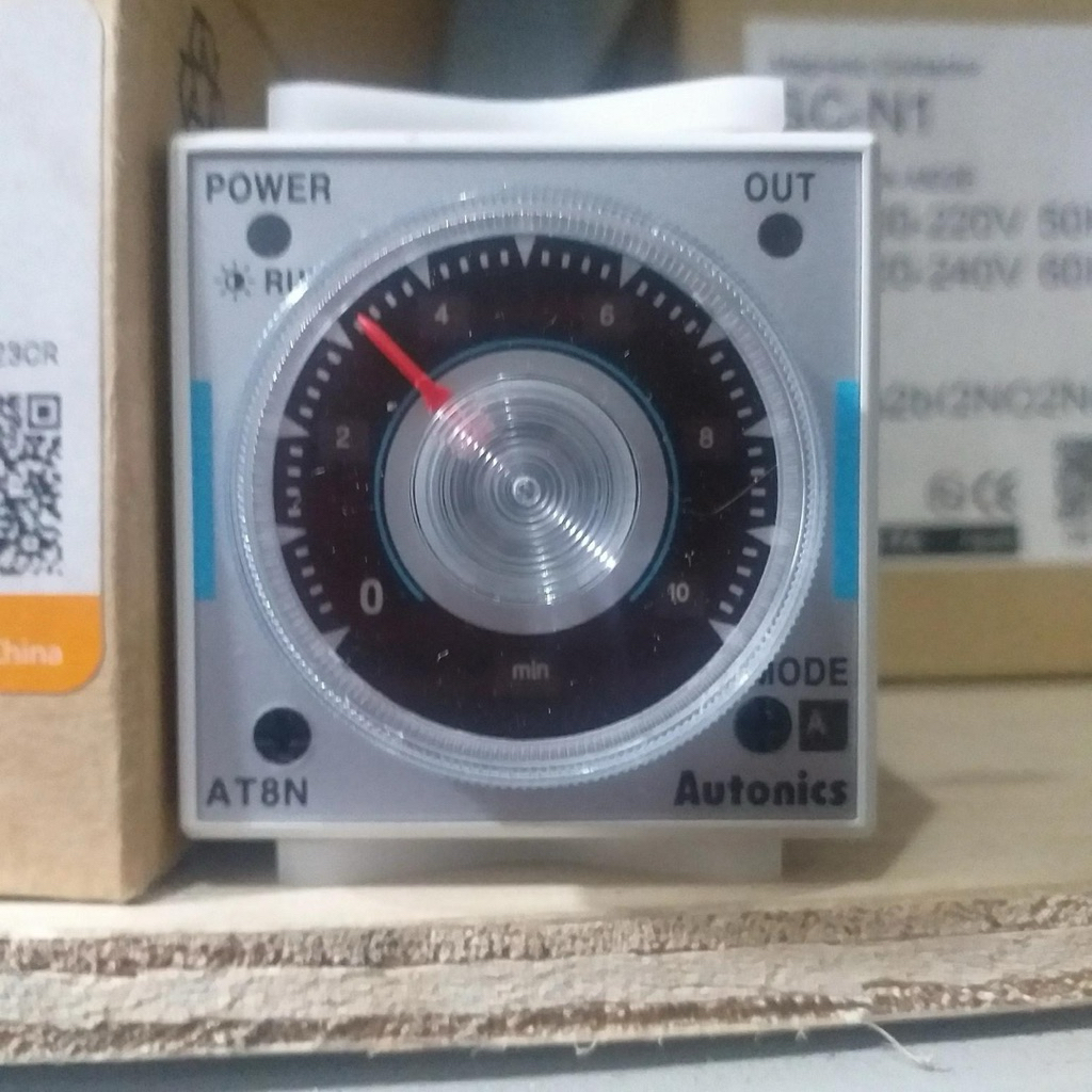 Jual Timer At8n Autonic 220vac 8kaki | Shopee Indonesia