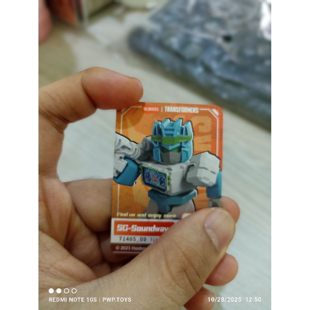 Jual Blokees Transformers Defender Version 05 SG-Soundwave | Shopee ...