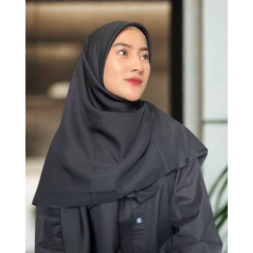Emhermahijab SAWEEYYA Jilbab Segi Empat Ultrafine Paris Mega Stitch Syar'I Jumbo 130x130