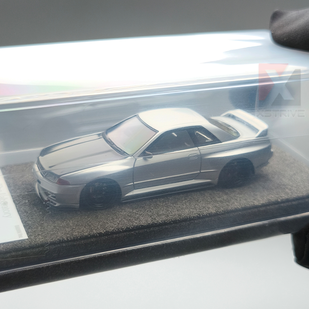 Jual ZONZO Studios The Laboratory 1:64 Nissan GTR R32 Garage Active ...