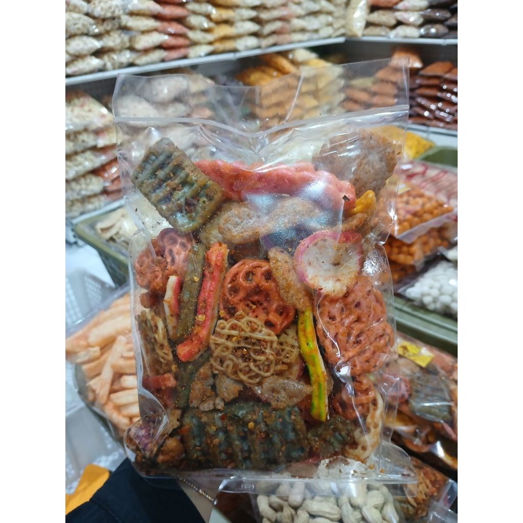 Jual Kerupuk Seblak Pedas Siap Makan | Varian Bentuk (Rasa) & Mix ...