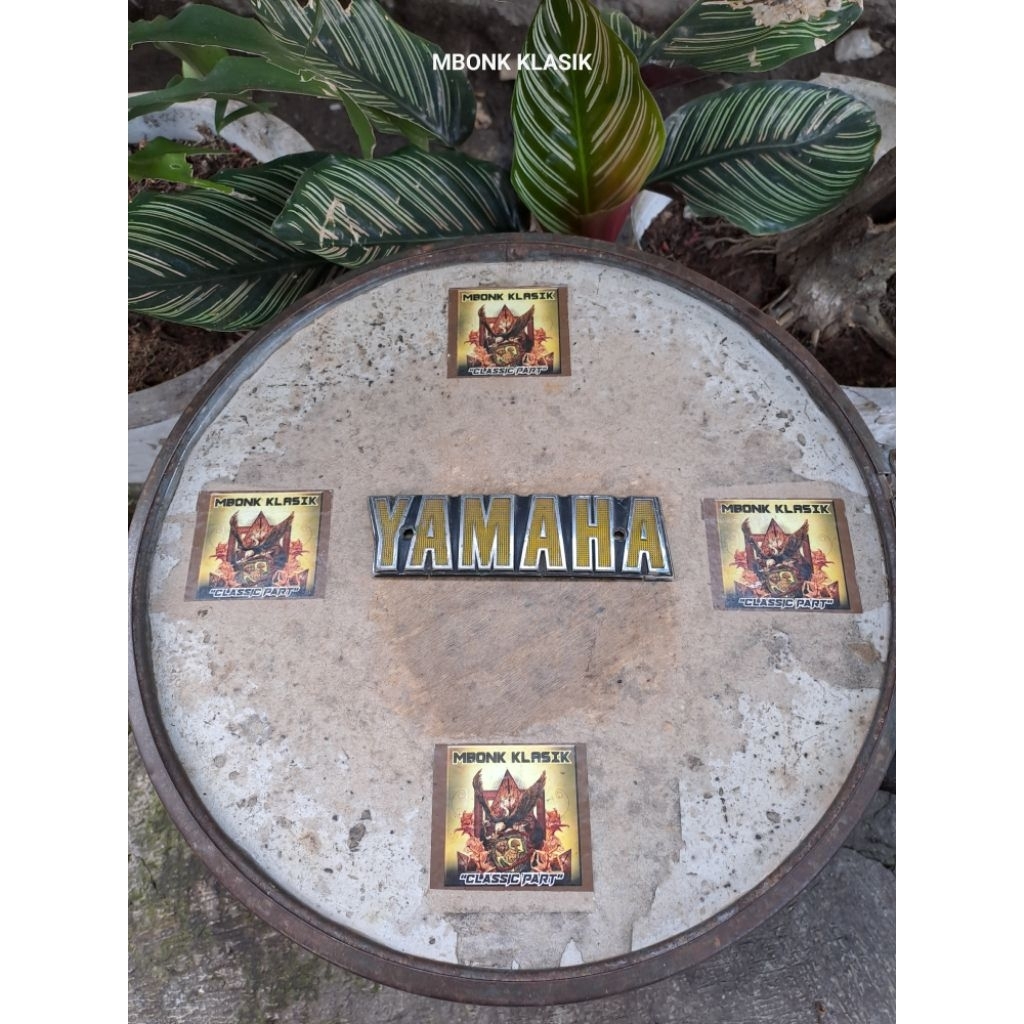 Jual logo emblem tangki rx100 ORIGINAL logo emblem tangki rx 100 emblem ...