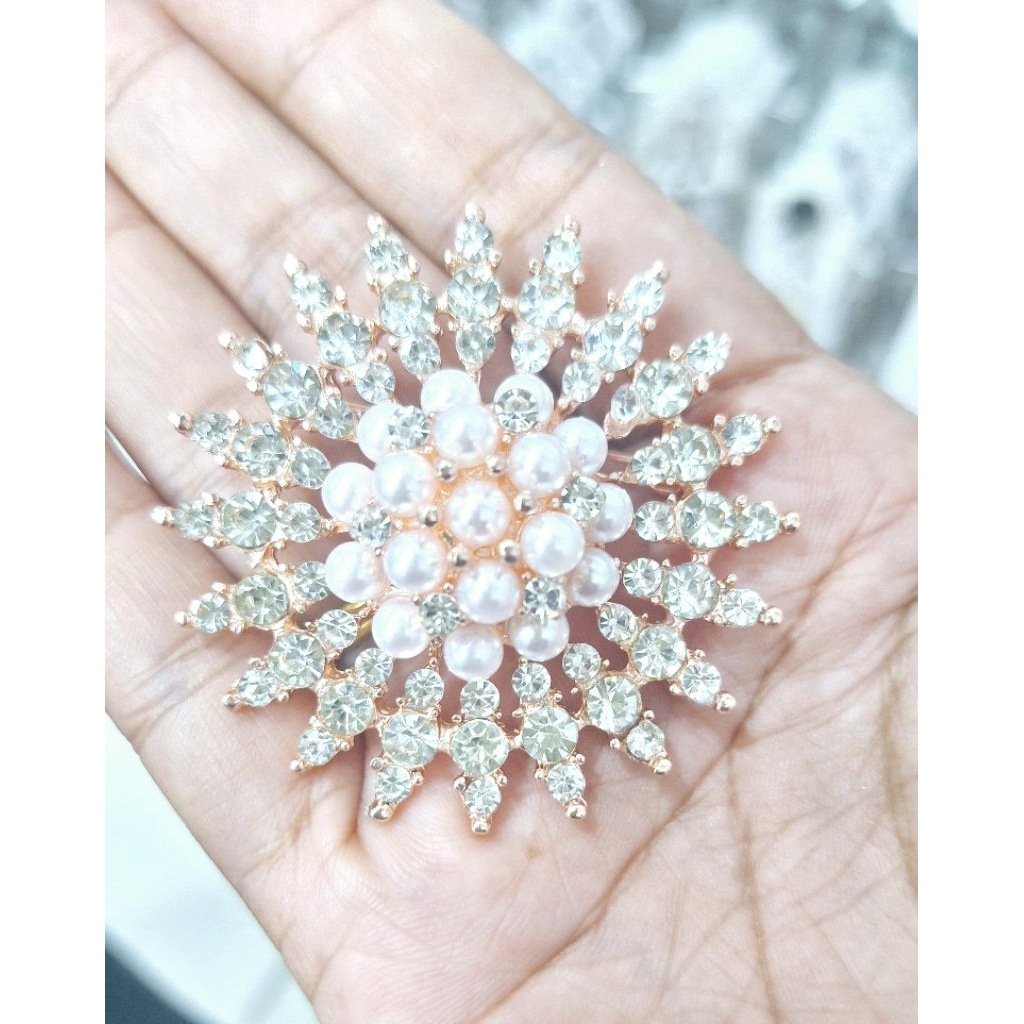 Jual BROS MUTIARA MATA/BROS HIJAB MUTIARA | Shopee Indonesia