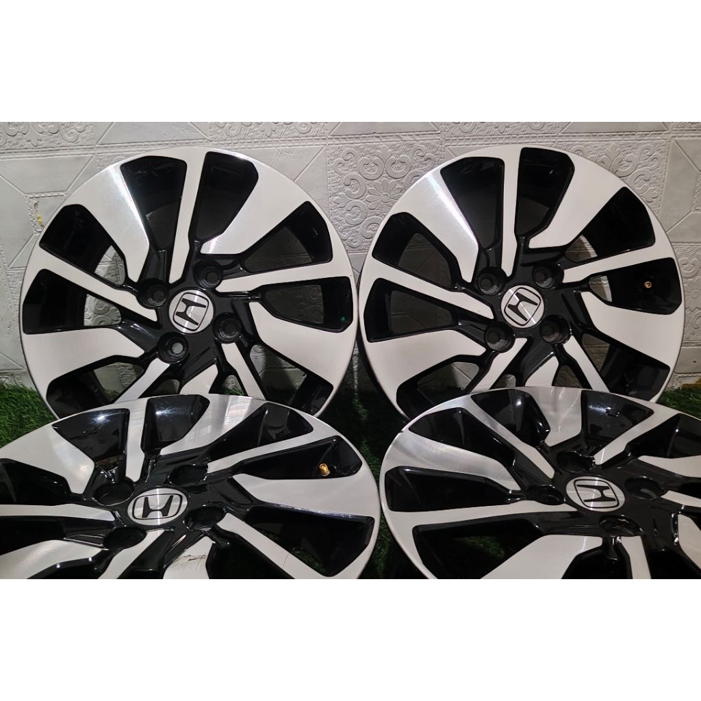 Jual Velg R15 Copotan Brio RS original | Shopee Indonesia