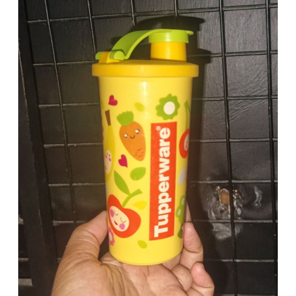 Jual Tumbler Tupperware 310ml Cocok buat anak PAUD TK SD | Shopee Indonesia