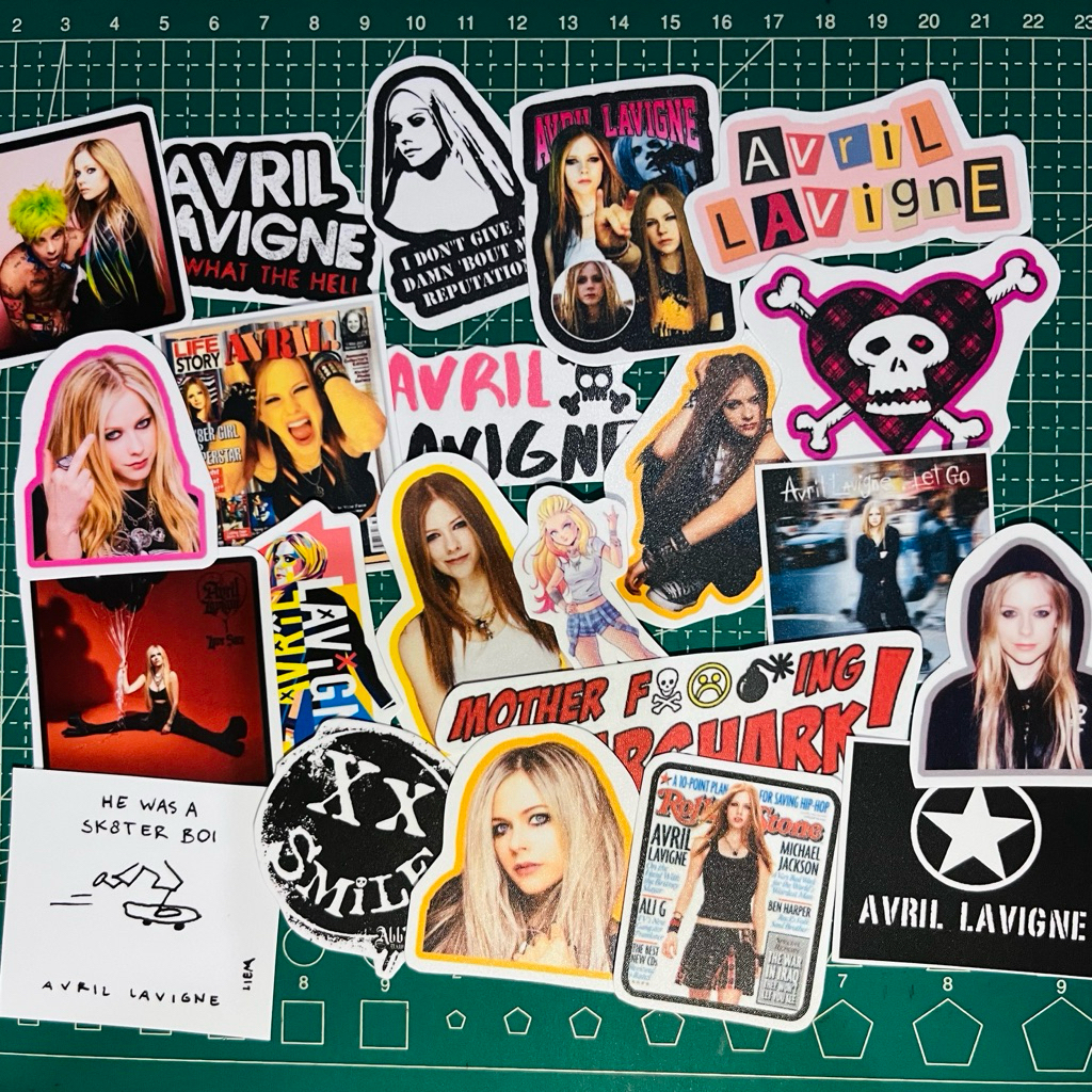 Jual [20PCS] STICKER AVRIL LAVIGNE ISI 20 STICKER | Shopee Indonesia