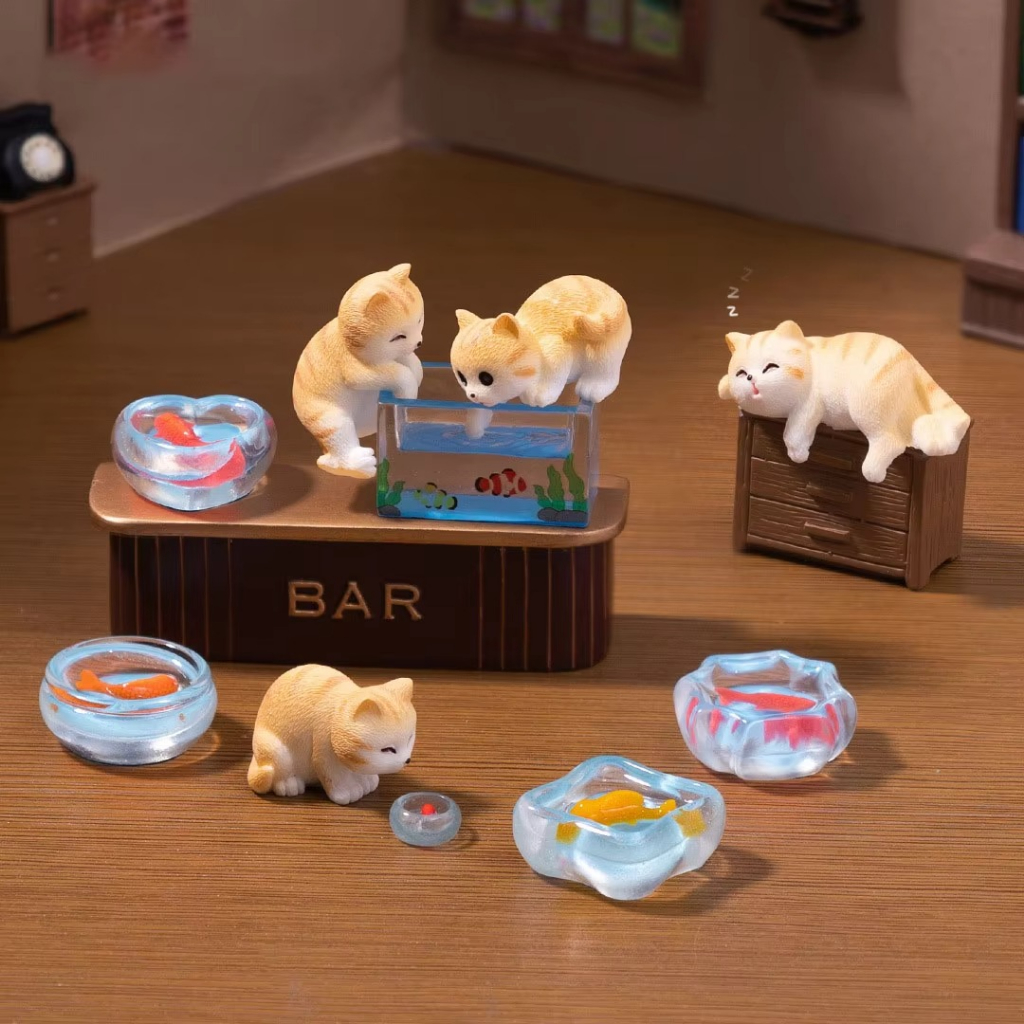 Jual Miniatur Super Kecil 2–3cm Figur Resin Kucing Oyen dan Aquarium ...