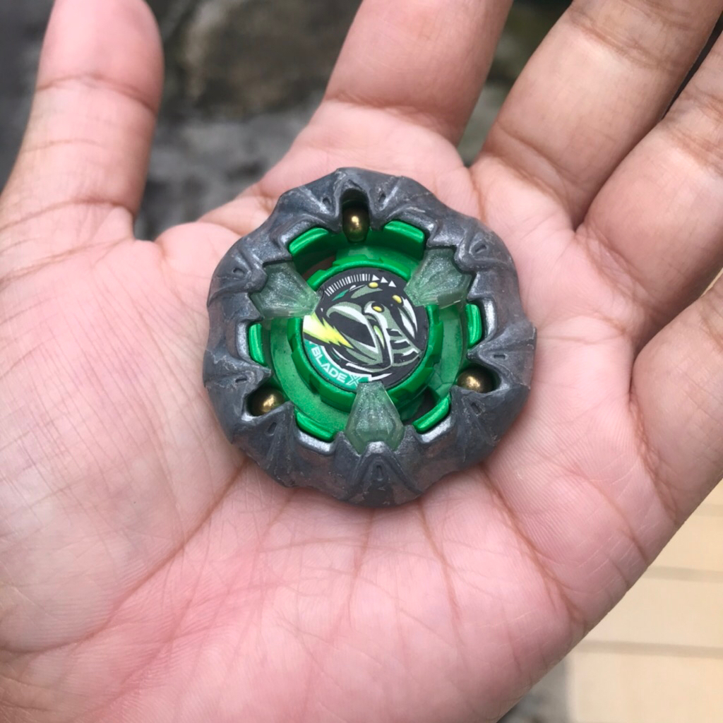Jual Beyblade X Blade Knight Mail Used | Shopee Indonesia