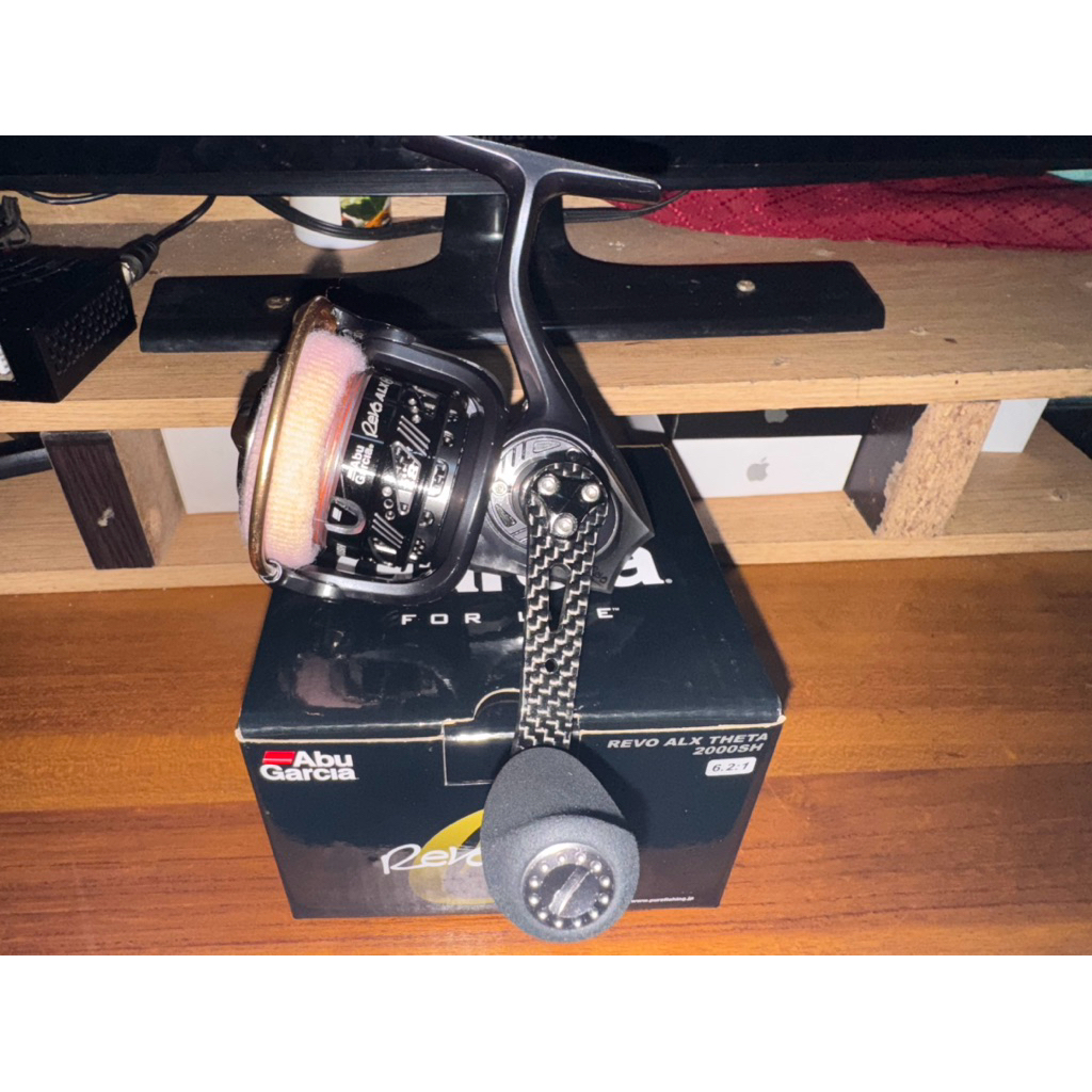 Jual reel pancing abu garcia revo alx theta 2000s masih sangat