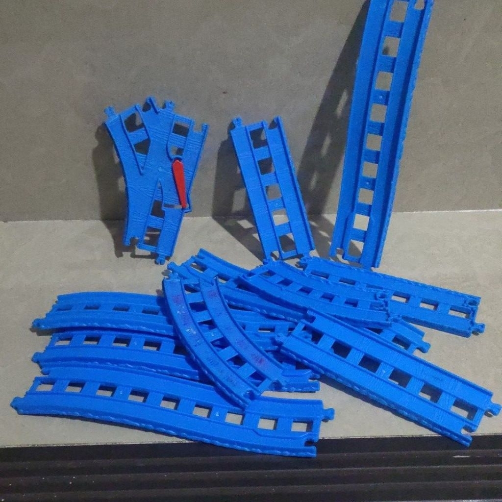 Jual track Thomas and Friends mattel railway | Shopee Indonesia