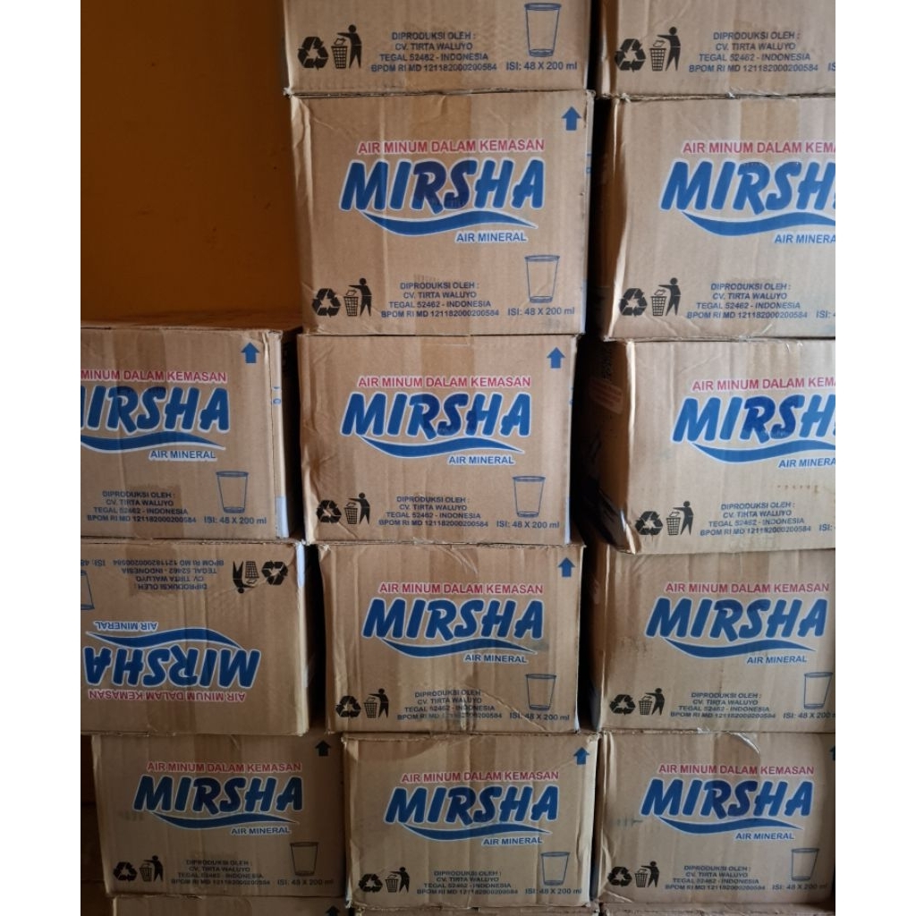 Jual air mineral gelas mirsha 200ml air enak segar | Shopee Indonesia