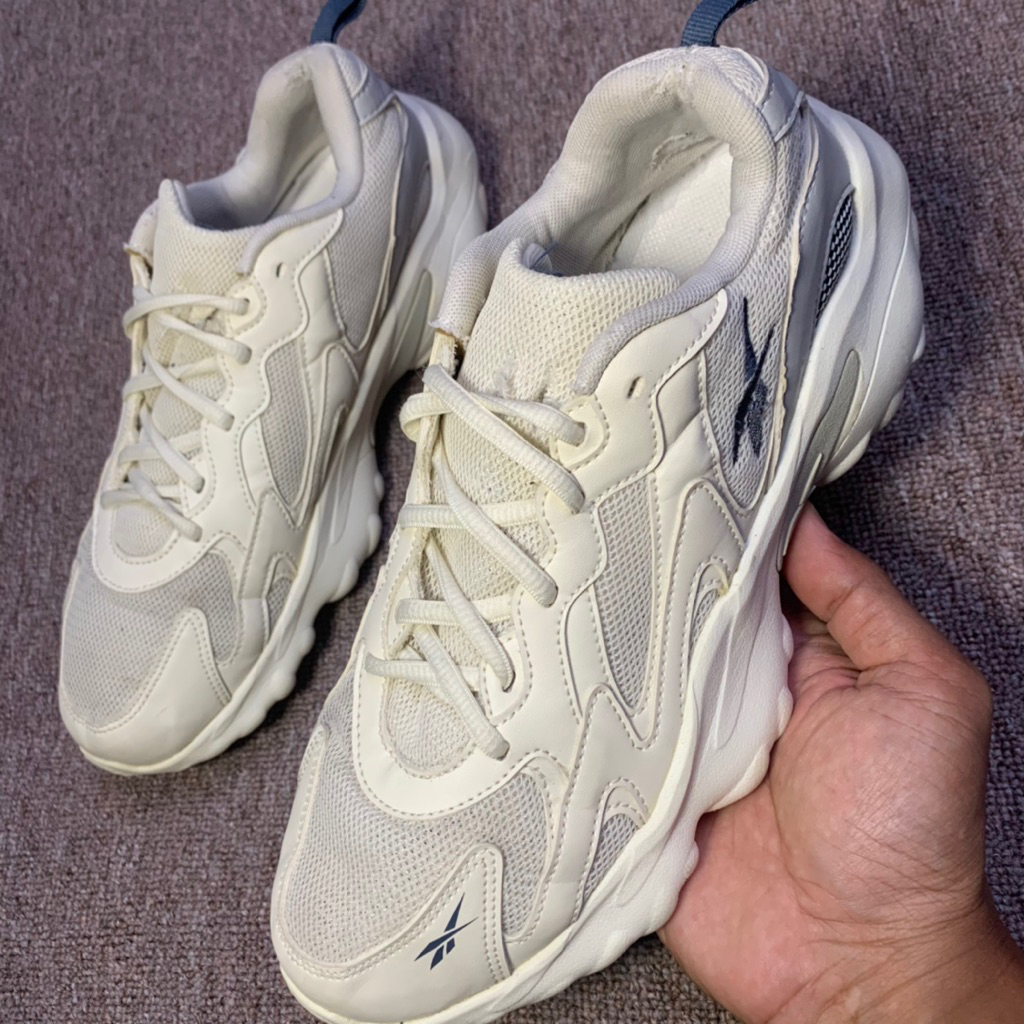 Jual Sepatu Reebok Running White Uk 41 Insole 265mm | Shopee Indonesia
