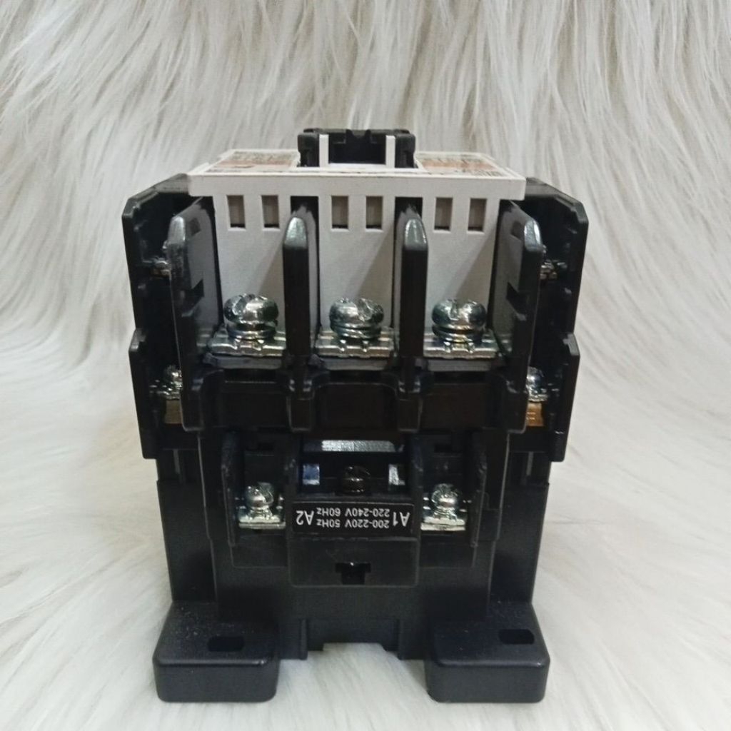 Jual contactor/kontaktor Fuji 50a scn1 220vac/110vac/380vac kontaktor ...