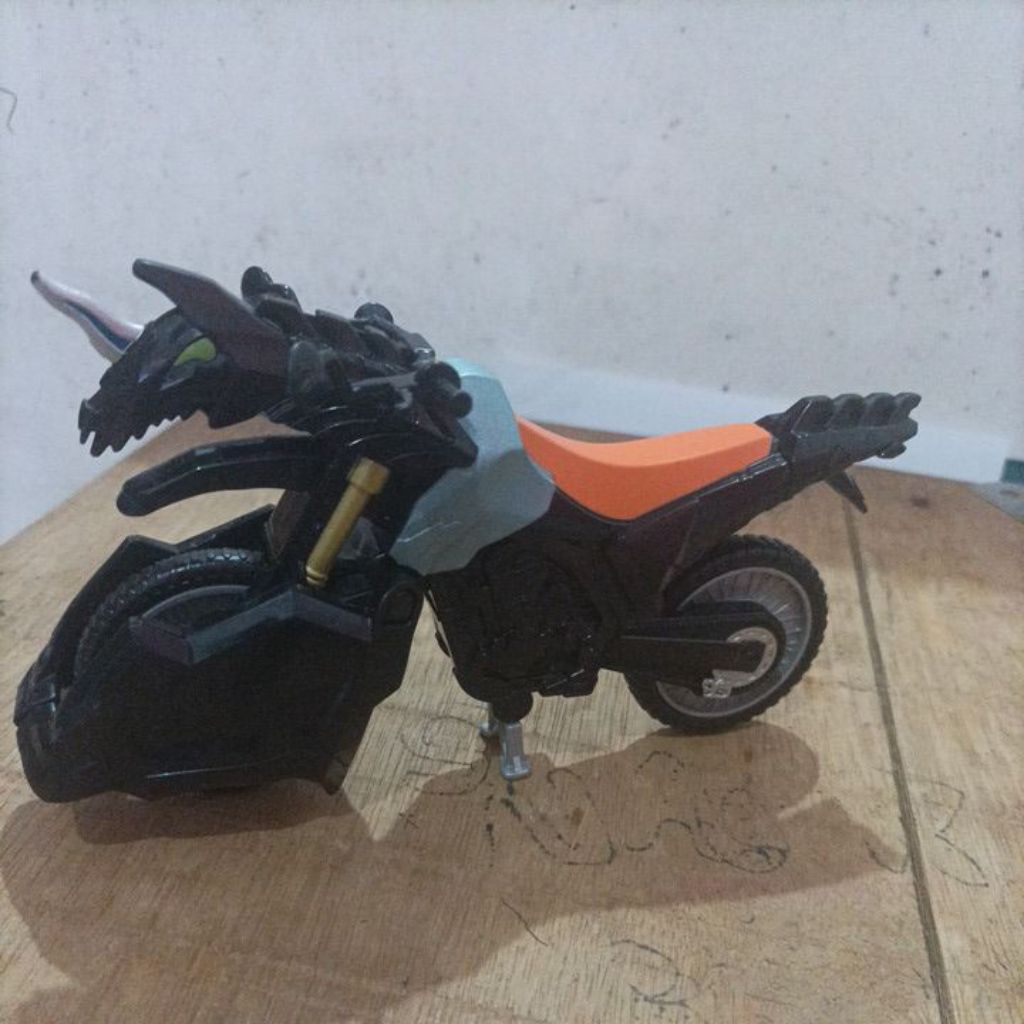 Jual Motor Kamen Rider Ghost Machine Ghoststriker | Shopee Indonesia
