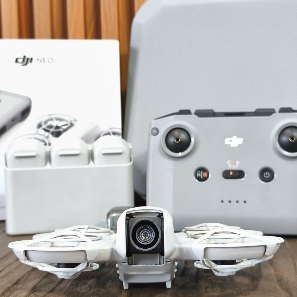 Jual DJI Neo Combo RCN3 secondhand 4K Drone free tas handbag fullset ...