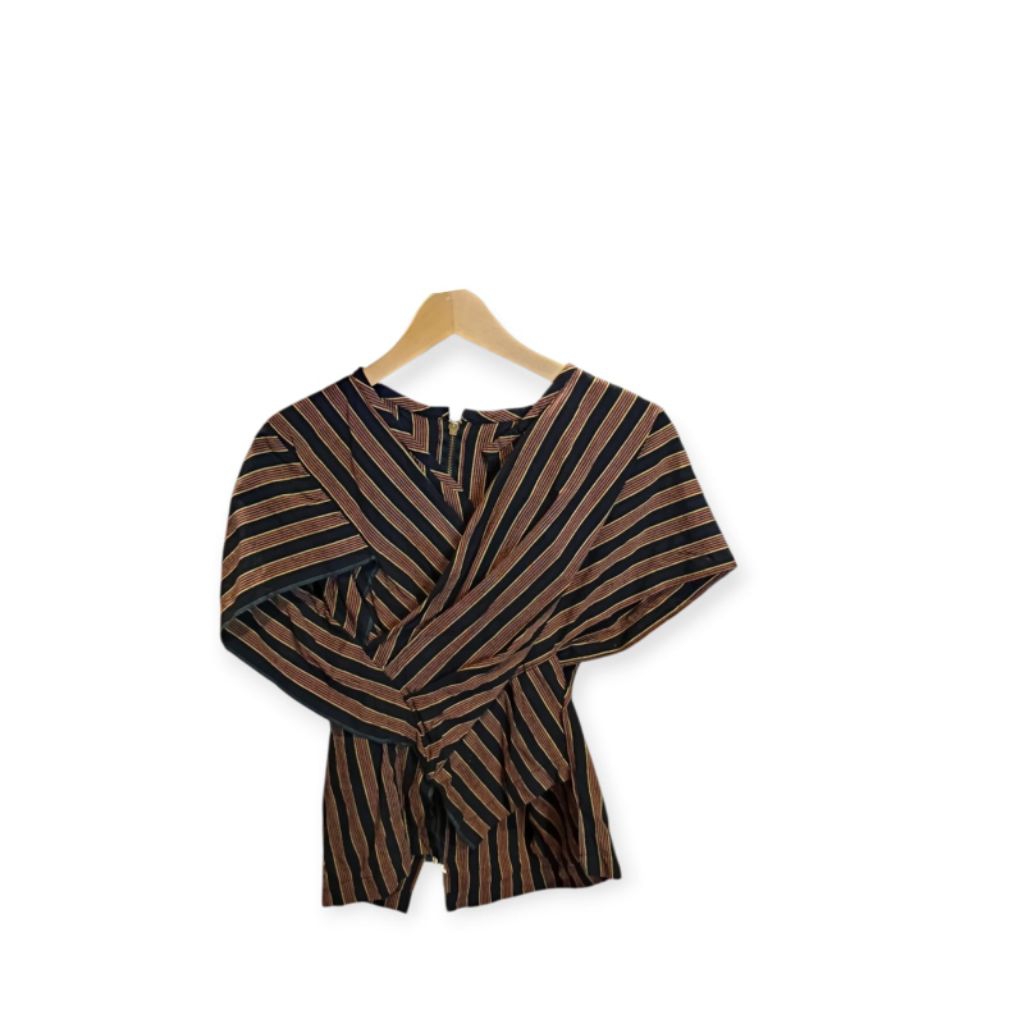 Jual Lulu Lutfi Labibi Brown & Black Zip Blouse Lurik | Shopee Indonesia
