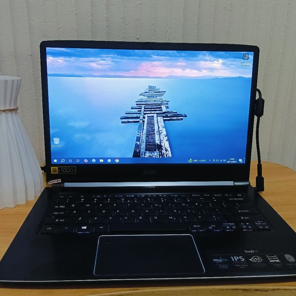 Jual [NO NEGO] Laptop Acer Swift 5 SF514-51 2017 Intel i7-7500U RAM 8 ...