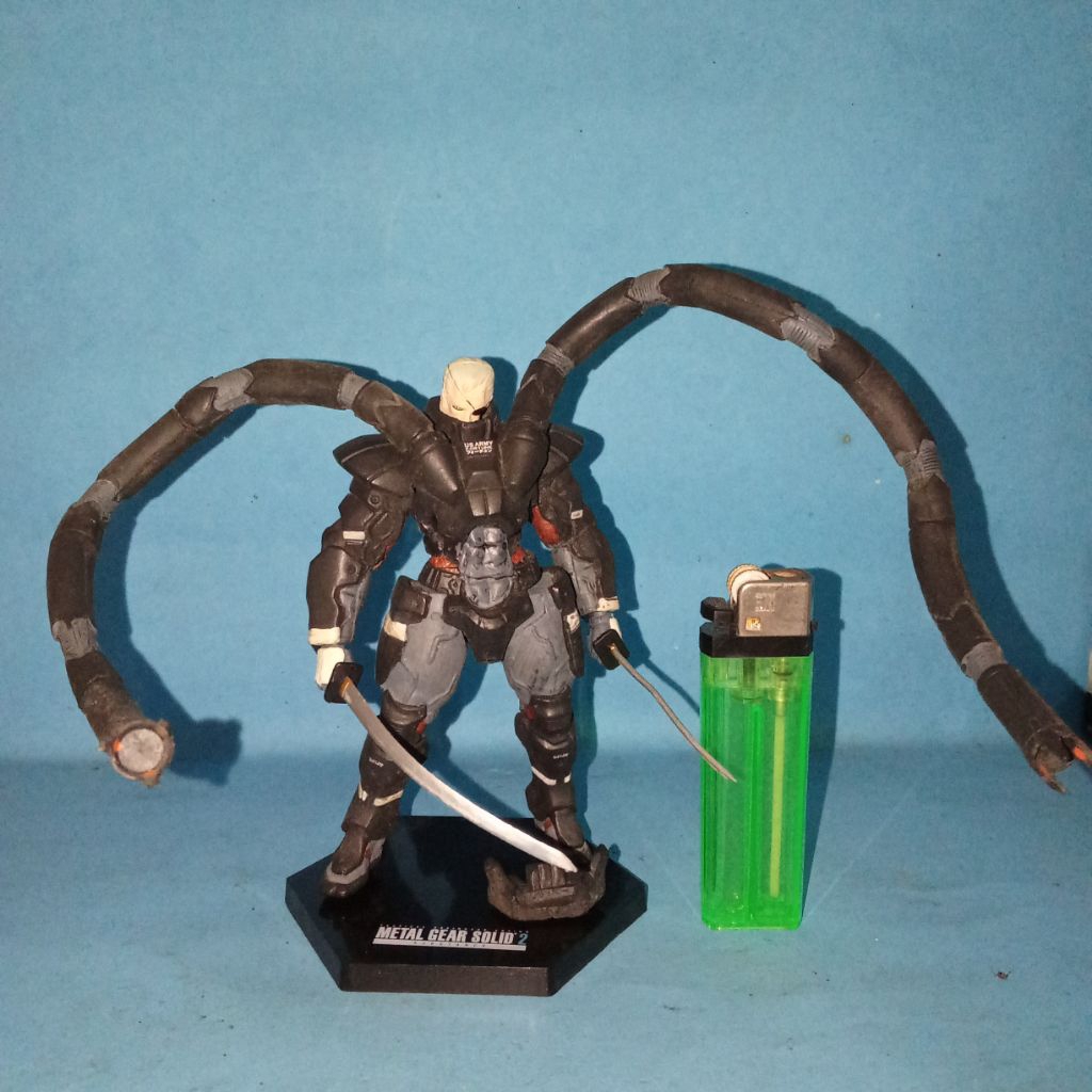 Jual Figure Game Metal Gear Solid 2 Substance (Konami) - Solidus Snake ...
