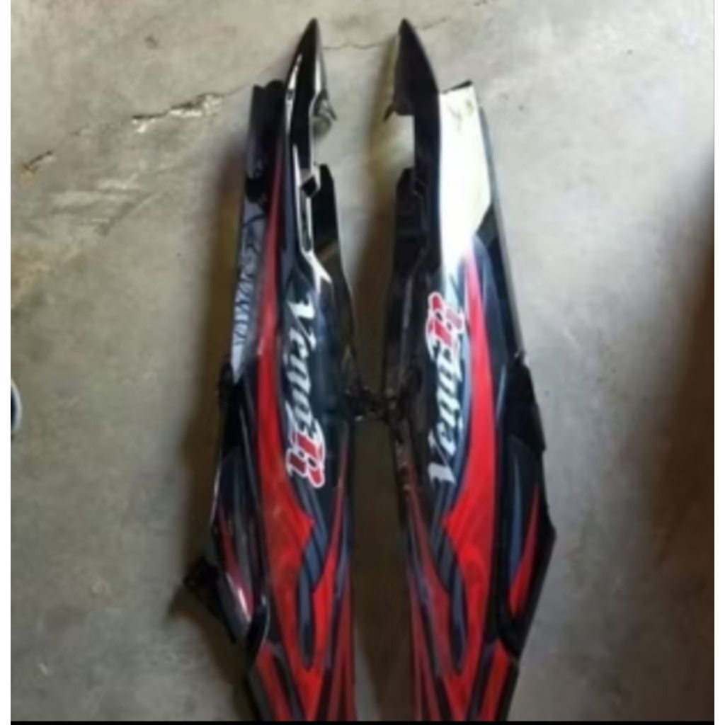 Jual body belakang yamaha vega r new warna hitam + sambungan body dan ...