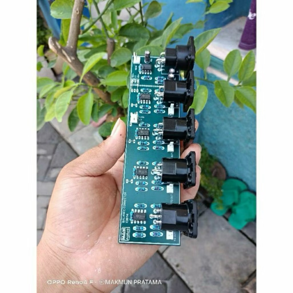 Jual Kit Audio Distributor Output Balance 4 way IOB14 1 Input 4 Output ...
