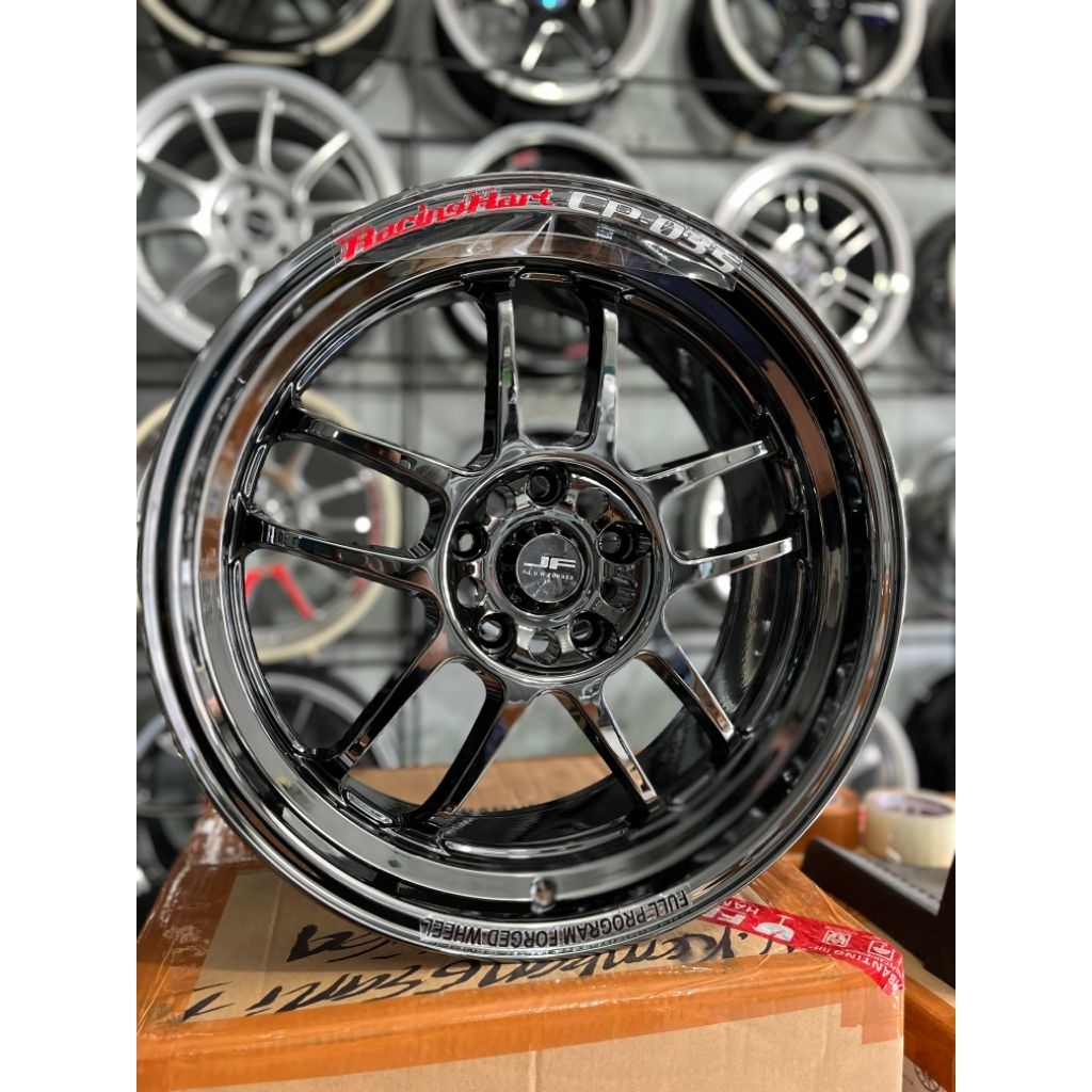Jual velg racinghart cp035 r18 black chrome pcd 5x114 lebar 8,5 kondisi ...