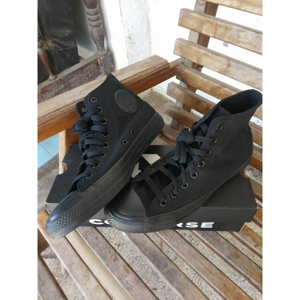 Jual Sepatu Converse All Start Full Black | Shopee Indonesia