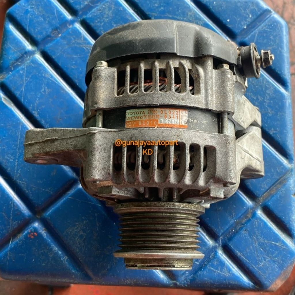 Jual Dinamo amper alternator pengisian cas toyota kijang innova hilux ...